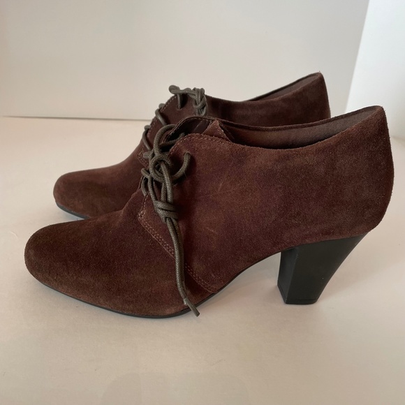 Clarks Bendables Ruby Diamond Brown Suede Leather 8.5 Ankle Boot - Picture 4 of 12